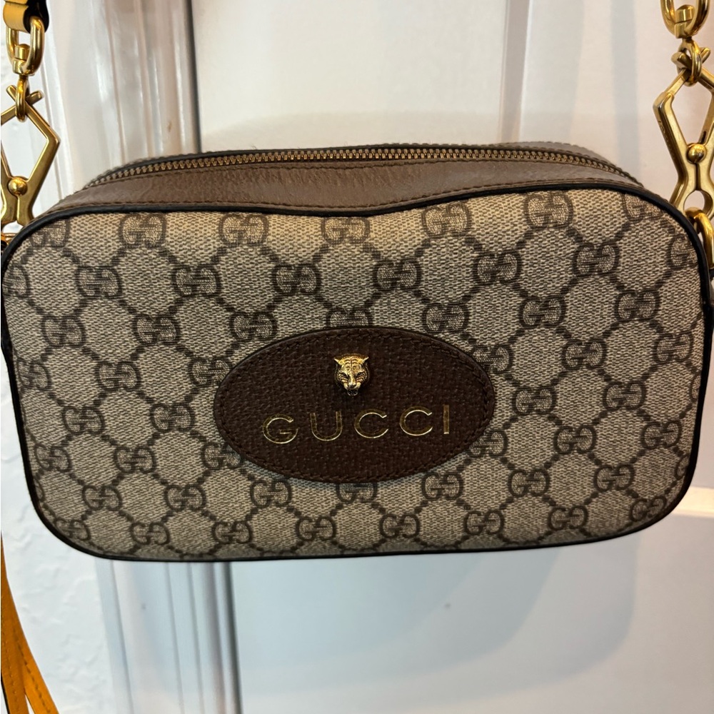 Gucci Supreme Monogram Web Neo Vintage Cross-Body.